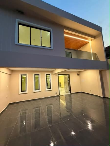 Rumah Teres 2-Tingkat untuk Dijual di Taman Pelangi (Johor Bahru) - Elayne Low - Exterior - PropertyGuru.com.my