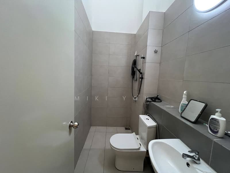 2-storey Terraced House for Rent in Telok Panglima Garang (Selangor) - Miki You - Bathroom - PropertyGuru.com.my