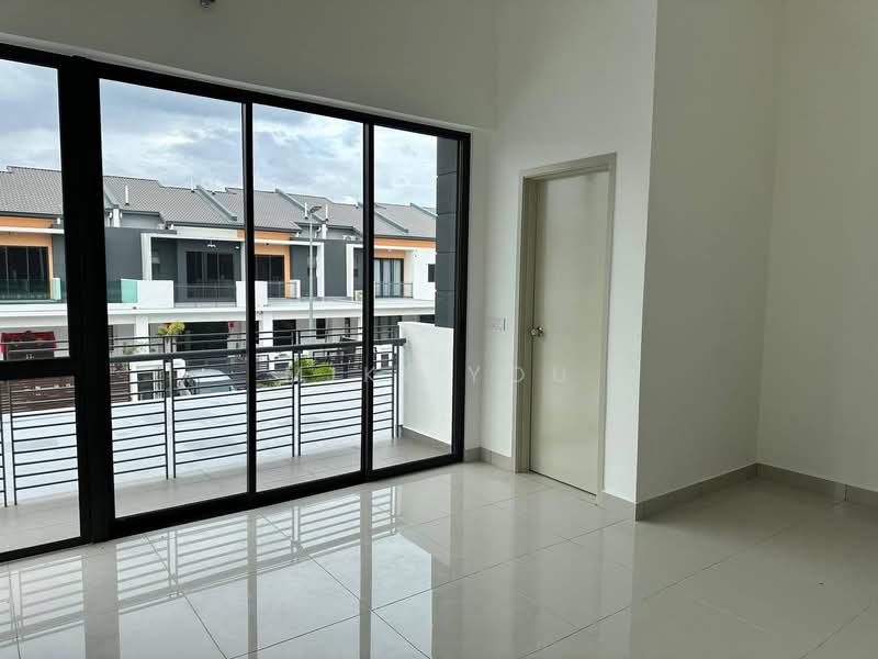 2-storey Terraced House for Rent in Telok Panglima Garang (Selangor) - Miki You - Balcony - PropertyGuru.com.my