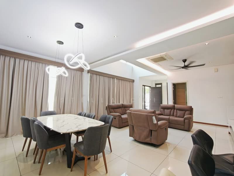 Semi-Detached House for Rent in Senibong Cove (Masai) - Stella Chia - Living Room - PropertyGuru.com.my