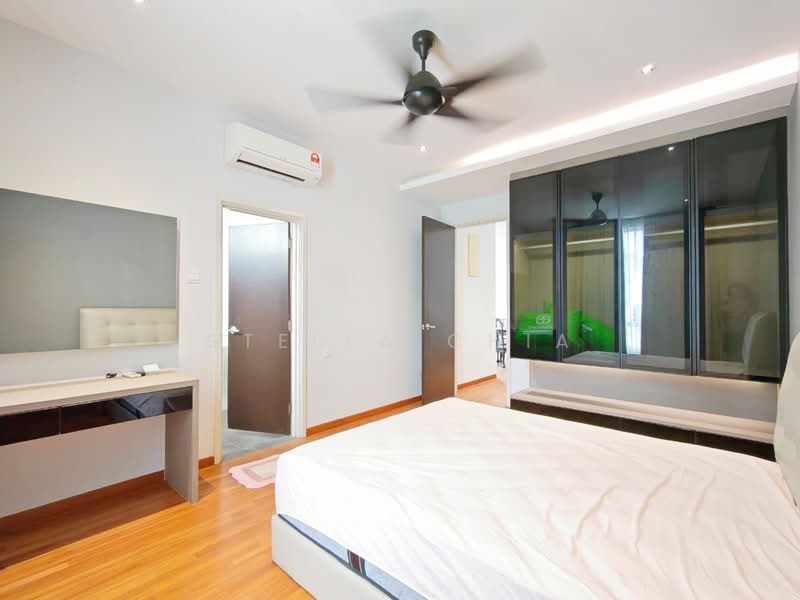 Semi-Detached House for Rent in Senibong Cove (Masai) - Stella Chia - Bedroom - PropertyGuru.com.my