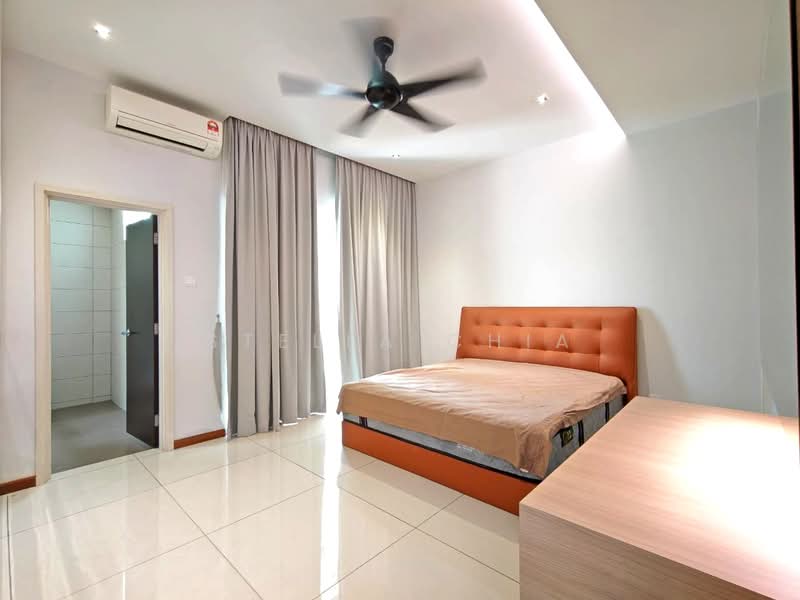 Semi-Detached House for Rent in Senibong Cove (Masai) - Stella Chia - Bedroom - PropertyGuru.com.my
