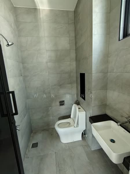 Rumah Berkembar untuk Disewa di Kulai (Johor) - Wan Ning - Bathroom - PropertyGuru.com.my