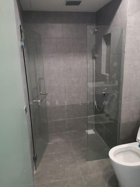 Service Residence for Sale at The Place @ Cyberjaya (Service Residence) - Henry Liew - Bathroom - PropertyGuru.com.my