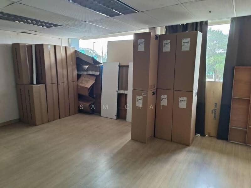 Shop / Office for Rent in Taman Johor Jaya (Johor Bahru) - Sam Chai - Interior - PropertyGuru.com.my