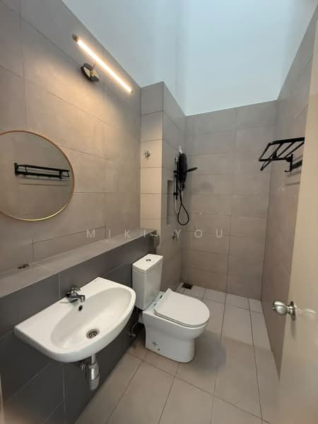 2-storey Terraced House for Rent in Telok Panglima Garang (Selangor) - Miki You - Bathroom - PropertyGuru.com.my