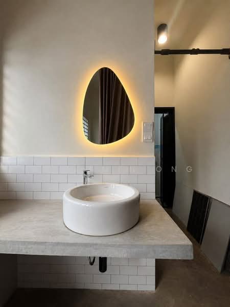 Office for Rent in Taman Molek (Johor Bahru) - Benjamin Ong - Bathroom - PropertyGuru.com.my