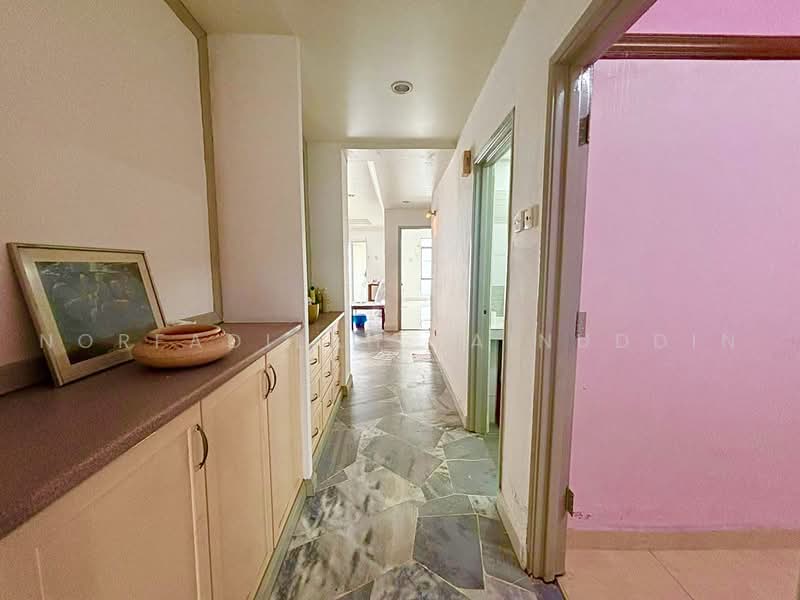 Kondominium untuk Dijual di Sri Alam Condominium - NORFADILAH ZAINUDDIN - Corridor - PropertyGuru.com.my