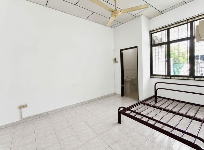 1-storey Terraced House for Sale in Taman Daya (Johor Bahru) - Ms Goh - PropertyGuru.com.my
