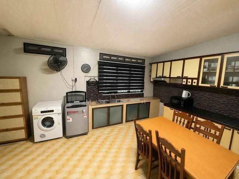 1-storey Terraced House for Sale in Taman Daya (Johor Bahru) - Ms Goh - Kitchen - PropertyGuru.com.my