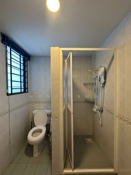 Condominium for Rent at The Straits View Condominium - Hana Tang - Bathroom - PropertyGuru.com.my