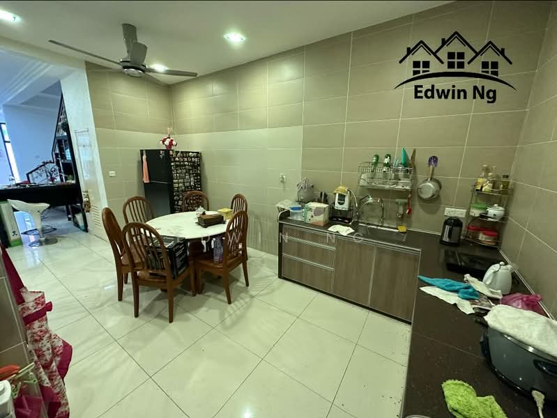 2-storey Terraced House for Sale in Taman Sri Genting (Balik Pulau) - Edwin Ng - Kitchen - PropertyGuru.com.my
