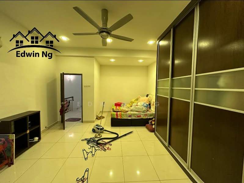 2-storey Terraced House for Sale in Taman Sri Genting (Balik Pulau) - Edwin Ng - Bedroom - PropertyGuru.com.my