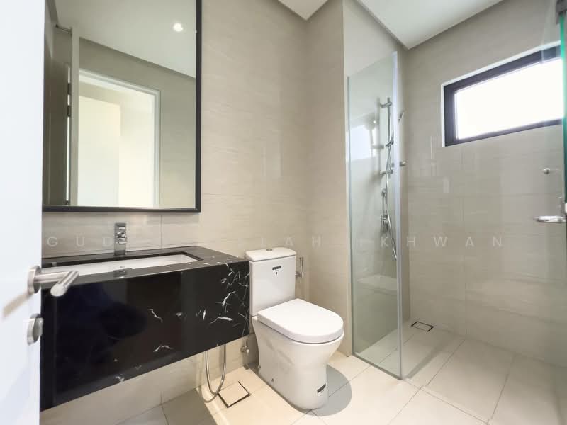 Service Residence for Rent at Oxford Residences @ Pavilion Embassy - Gudrotullah Ikhwan - Bathroom - PropertyGuru.com.my