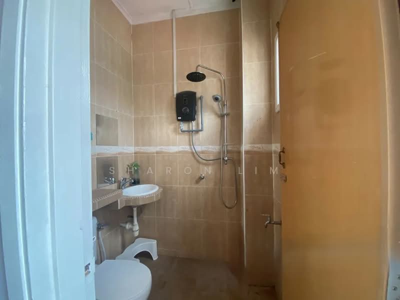 2-storey Terraced House for Sale in Usj 9 (Subang Jaya) - Sharon Lim - Bathroom - PropertyGuru.com.my