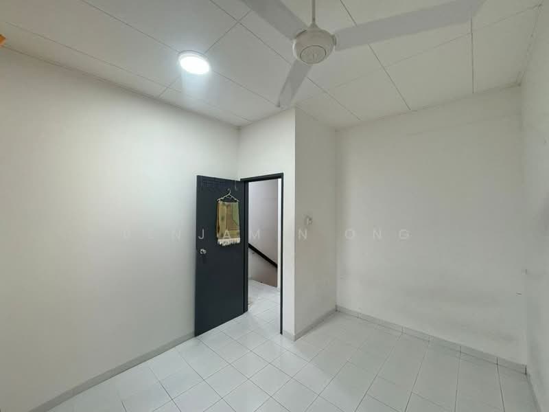Rumah Teres 2-Tingkat untuk Dijual di Taman Mutiara Rini (Skudai) - Benjamin Ong - Interior - PropertyGuru.com.my