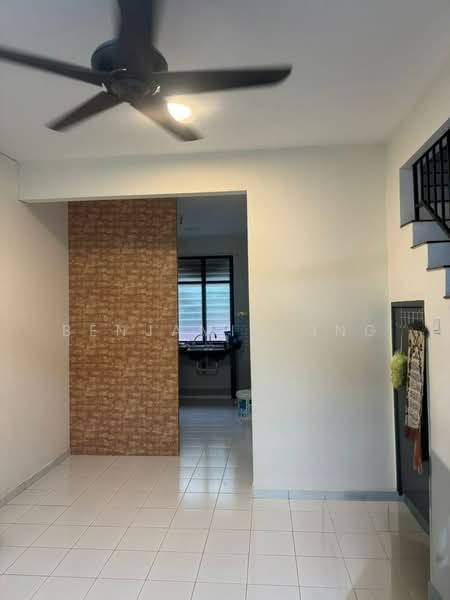 Rumah Teres 2-Tingkat untuk Dijual di Taman Mutiara Rini (Skudai) - Benjamin Ong - Living Room - PropertyGuru.com.my