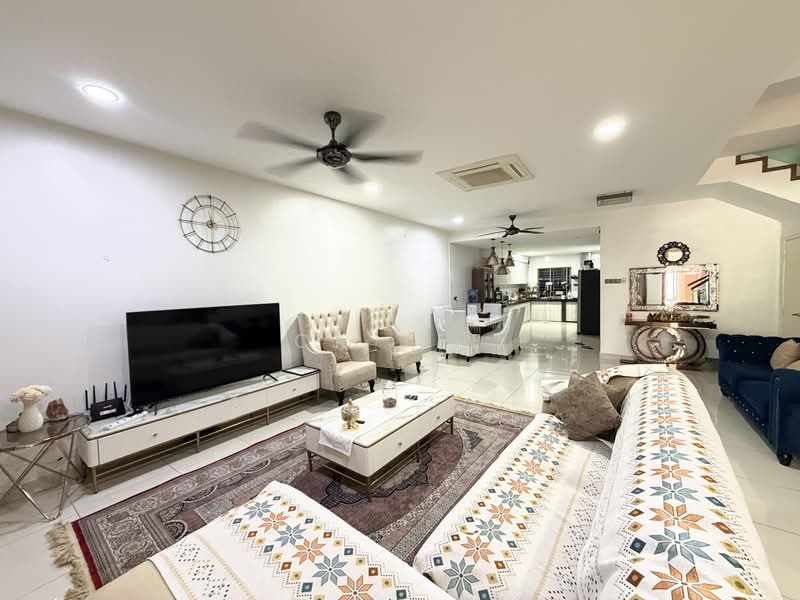 Rumah Teres untuk Dijual di Seri Jalil (Bukit Jalil) - CK Yee - Living Room - PropertyGuru.com.my