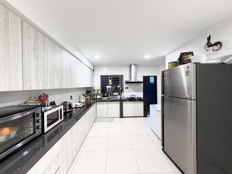 Rumah Teres untuk Dijual di Seri Jalil (Bukit Jalil) - CK Yee - Kitchen - PropertyGuru.com.my