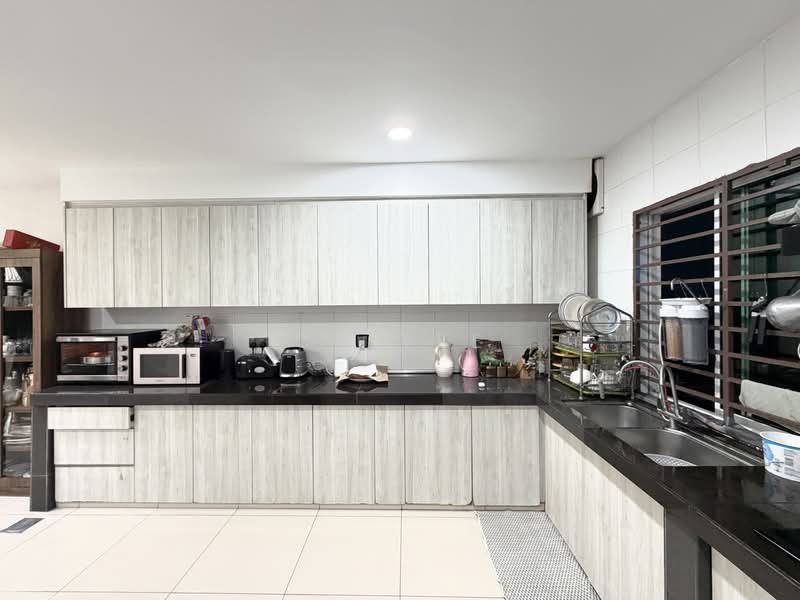 Rumah Teres untuk Dijual di Seri Jalil (Bukit Jalil) - CK Yee - Kitchen - PropertyGuru.com.my