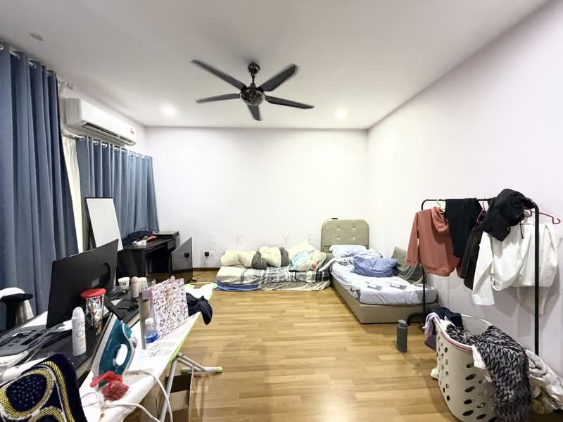 Rumah Teres untuk Dijual di Seri Jalil (Bukit Jalil) - CK Yee - Bedroom - PropertyGuru.com.my