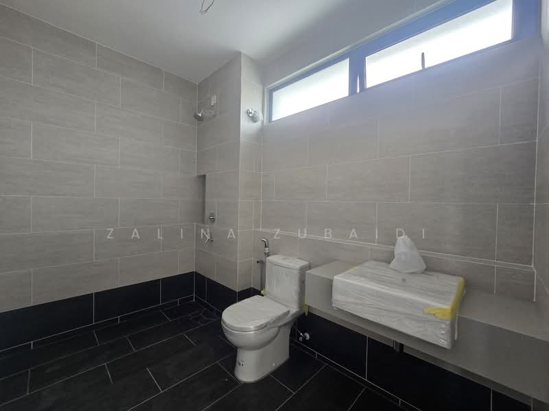 Townhouse for Sale in Seksyen U16 (Shah Alam) - Zalina Zubaidi - Bathroom - PropertyGuru.com.my