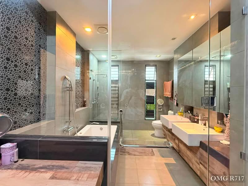2-storey Terraced House for Sale in Setia Damai (Setia Alam) - Lucas Ng - Bathroom - PropertyGuru.com.my