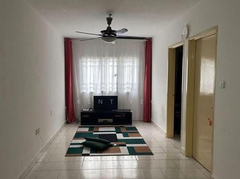 Apartment for Sale at PPR Kampung Limau - Kent Yeo - Living Room - PropertyGuru.com.my