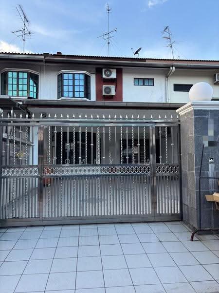 2-storey Terraced House for Rent in Taman Pelangi (Johor Bahru) - Tommy Tai - Exterior - PropertyGuru.com.my