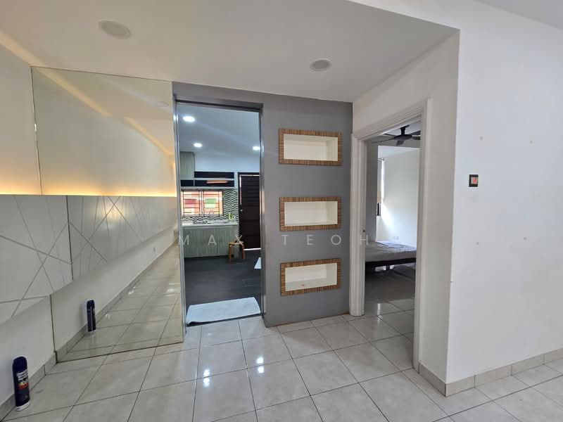 2-storey Terraced House for Sale in Puchong (Selangor) - Max Teoh - Kitchen - PropertyGuru.com.my