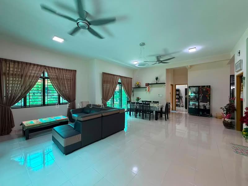 Semi-Detached House for Sale in Taman Nusa Idaman (Iskandar Puteri (Nusajaya)) - Benjamin Ong - Living Room - PropertyGuru.com.my
