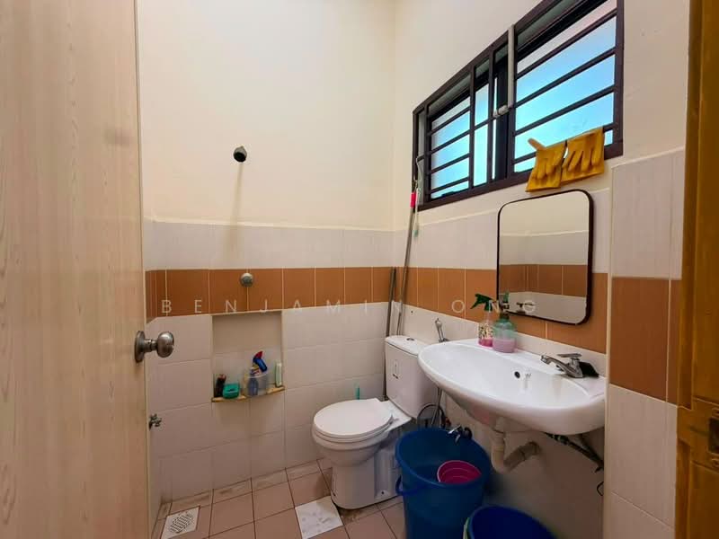 Semi-Detached House for Sale in Taman Nusa Idaman (Iskandar Puteri (Nusajaya)) - Benjamin Ong - Bathroom - PropertyGuru.com.my