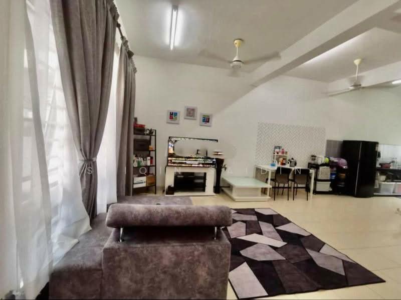 2-storey Terraced House for Sale in Shah Alam (Selangor) - Shiqin Saidin - Living Room - PropertyGuru.com.my