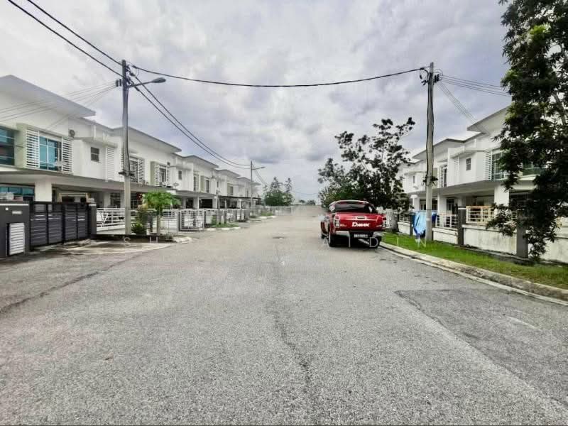 2-storey Terraced House for Sale in Shah Alam (Selangor) - Shiqin Saidin - Exterior - PropertyGuru.com.my