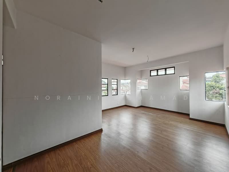 Bungalow House for Sale in Taman Astana Indah (Bangi) - Noraini Mohamad - Interior - PropertyGuru.com.my