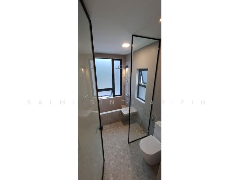 Bungalow House untuk Dijual di Seksyen U9 (Shah Alam) - Salmi Binti Aripin - Bathroom - PropertyGuru.com.my