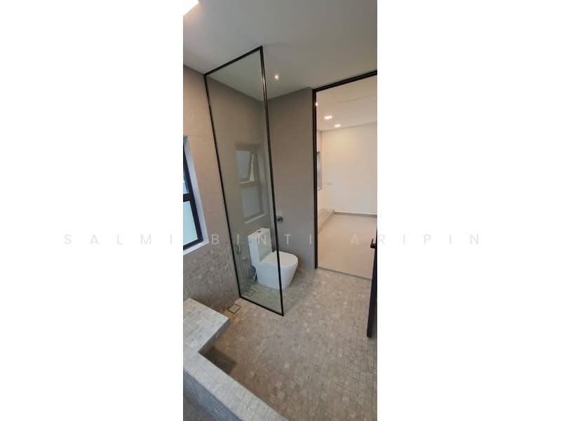 Bungalow House untuk Dijual di Seksyen U9 (Shah Alam) - Salmi Binti Aripin - Bathroom - PropertyGuru.com.my