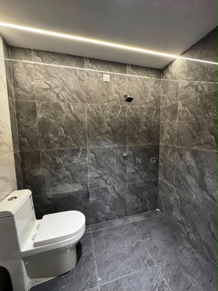 Rumah Teres 2-Tingkat untuk Dijual di Taman Pelangi (Johor Bahru) - Wan Ning - Bathroom - PropertyGuru.com.my