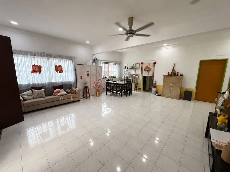 Semi-Detached House for Sale in Skudai (Johor) - Albert Liew - PropertyGuru.com.my