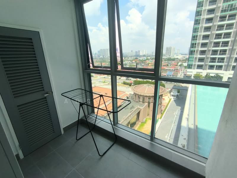 Service Residence for Rent at Dorsett Waterfront Subang - Adrian Goh - Balcony - PropertyGuru.com.my