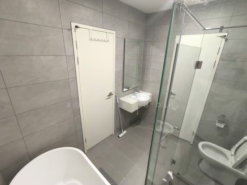Service Residence for Rent at Dorsett Waterfront Subang - Adrian Goh - Bathroom - PropertyGuru.com.my