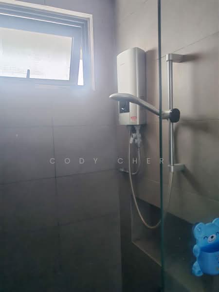 Kediaman Servis untuk Disewa di Akasa - Cody Cher - Bathroom - PropertyGuru.com.my
