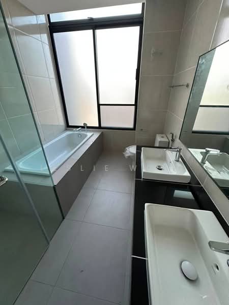 Rumah Teres 2-Tingkat untuk Disewa di Puteri Harbour (Iskandar Puteri (Nusajaya)) - Leslie Wong - Bathroom - PropertyGuru.com.my