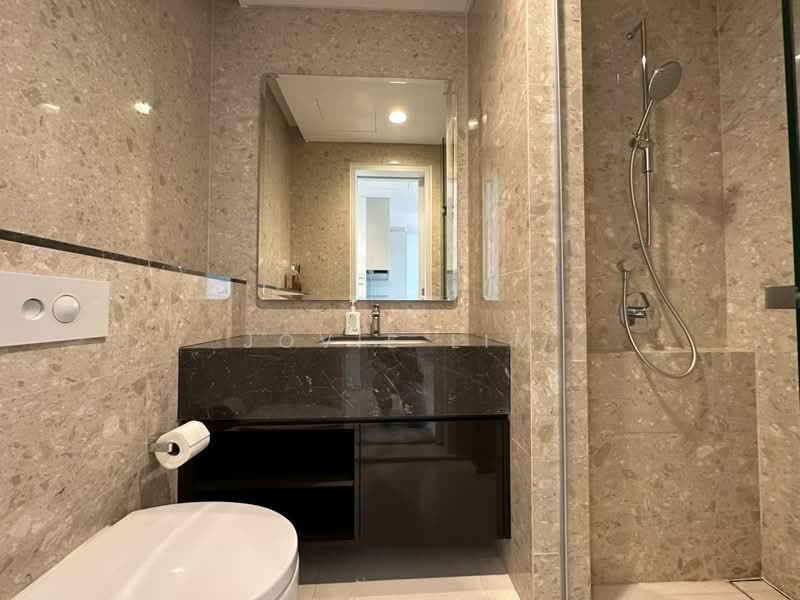 Kediaman Servis untuk Dijual di Regent Suites @ Pavilion Damansara Heights - Jovie Lim - Bathroom - PropertyGuru.com.my