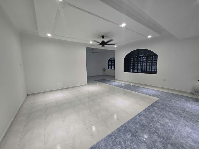 Rumah Berkembar untuk Dijual di Taman Sri Kluang (Kluang) - Grace Fan - PropertyGuru.com.my