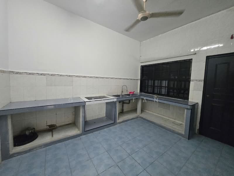 Rumah Berkembar untuk Dijual di Taman Sri Kluang (Kluang) - Grace Fan - PropertyGuru.com.my