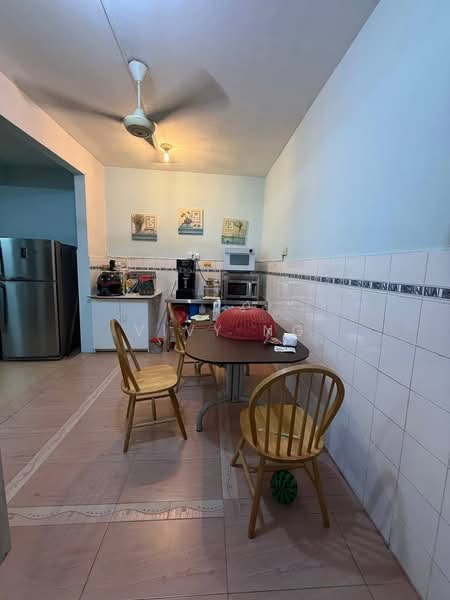 Semi-Detached House for Sale in Taman Megah Ria (Masai) - Vivy Ng - Kitchen - PropertyGuru.com.my