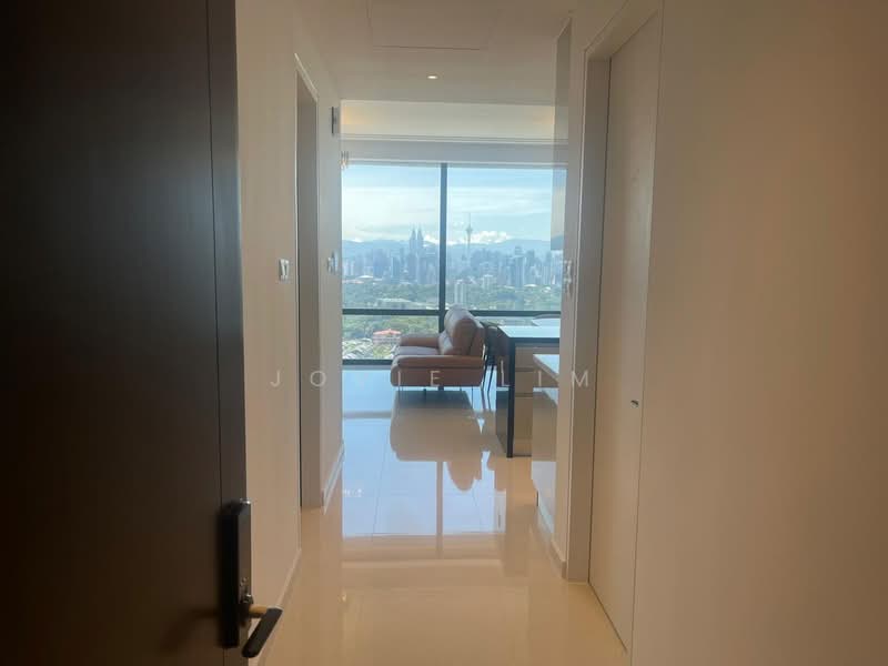 Kediaman Servis untuk Dijual di Regent Suites @ Pavilion Damansara Heights - Jovie Lim - Living Room - PropertyGuru.com.my