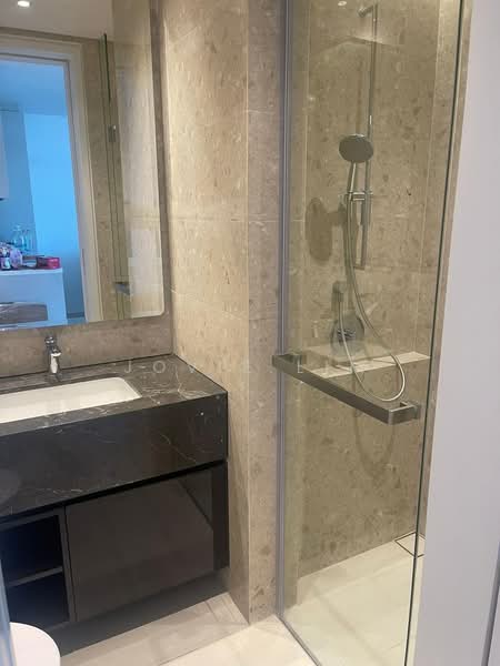 Kediaman Servis untuk Dijual di Regent Suites @ Pavilion Damansara Heights - Jovie Lim - Bathroom - PropertyGuru.com.my