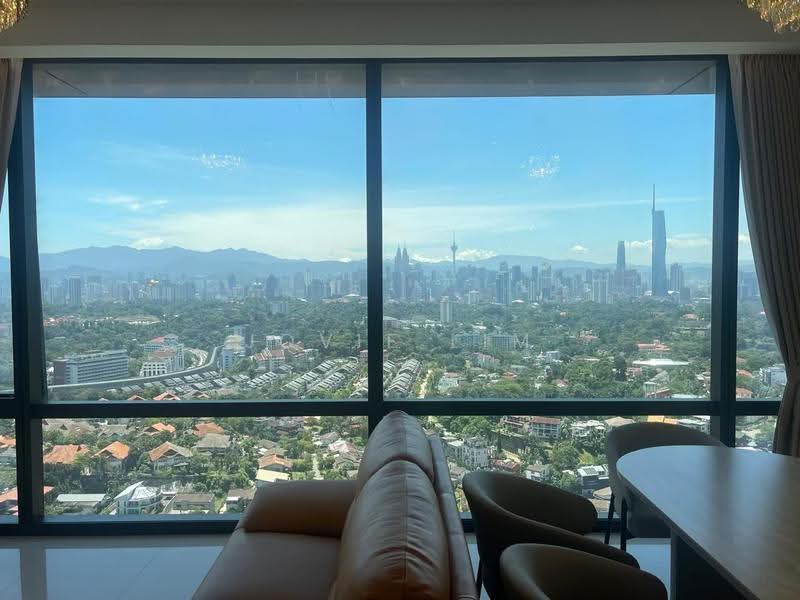 Kediaman Servis untuk Dijual di Regent Suites @ Pavilion Damansara Heights - Jovie Lim - Living Room - PropertyGuru.com.my